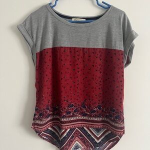 Rewind Gray and Red Patterned Short Sleeve Top
